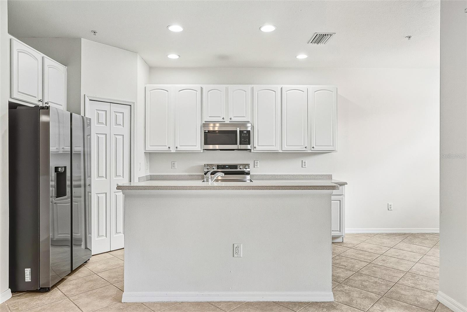 7928 Limestone Ln #19-105 Property Photo 13