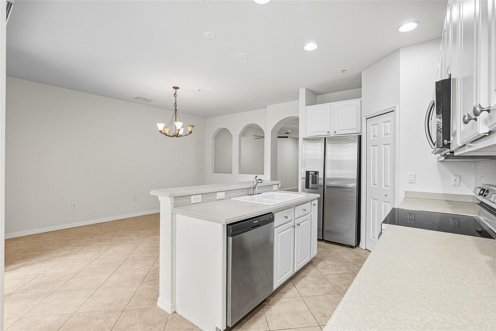 7928 Limestone Ln #19-105 Property Photo 16