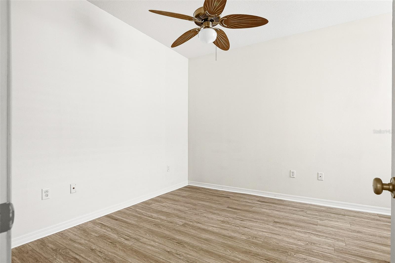 7928 Limestone Ln #19-105 Property Photo 33
