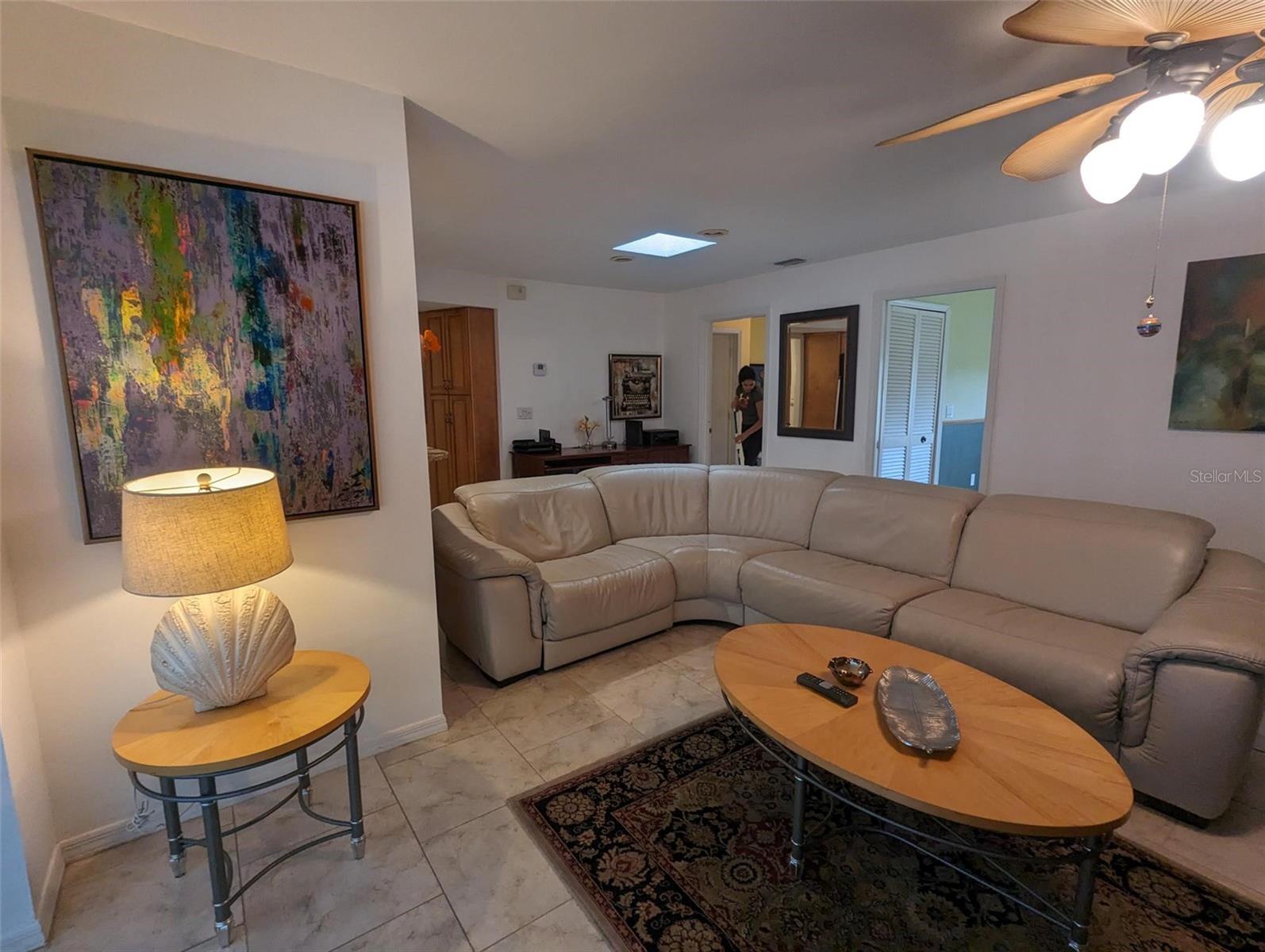 5409 Palm Aire Dr Property Photo 5