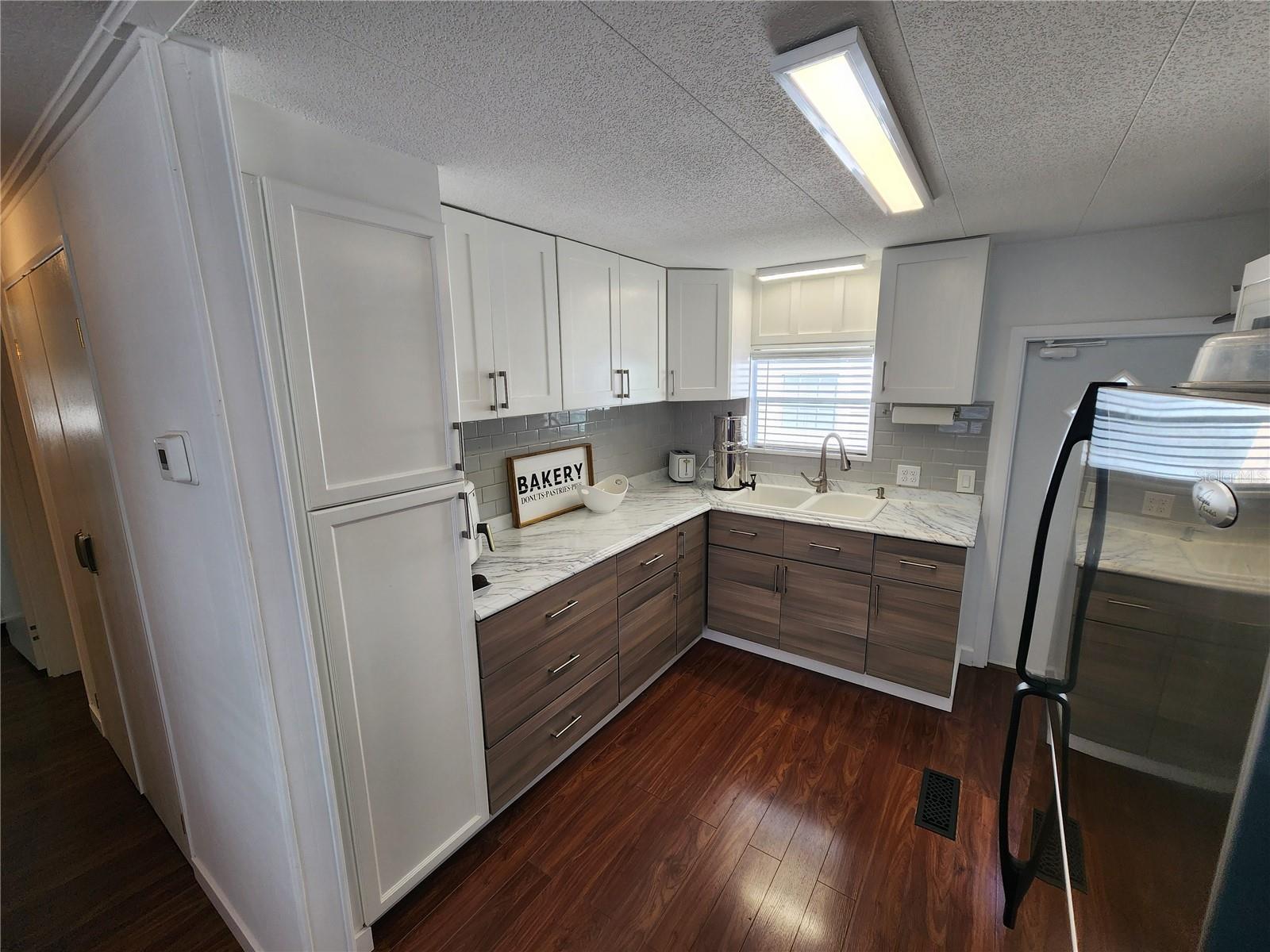 2204 17th Street Ct W Property Photo 4