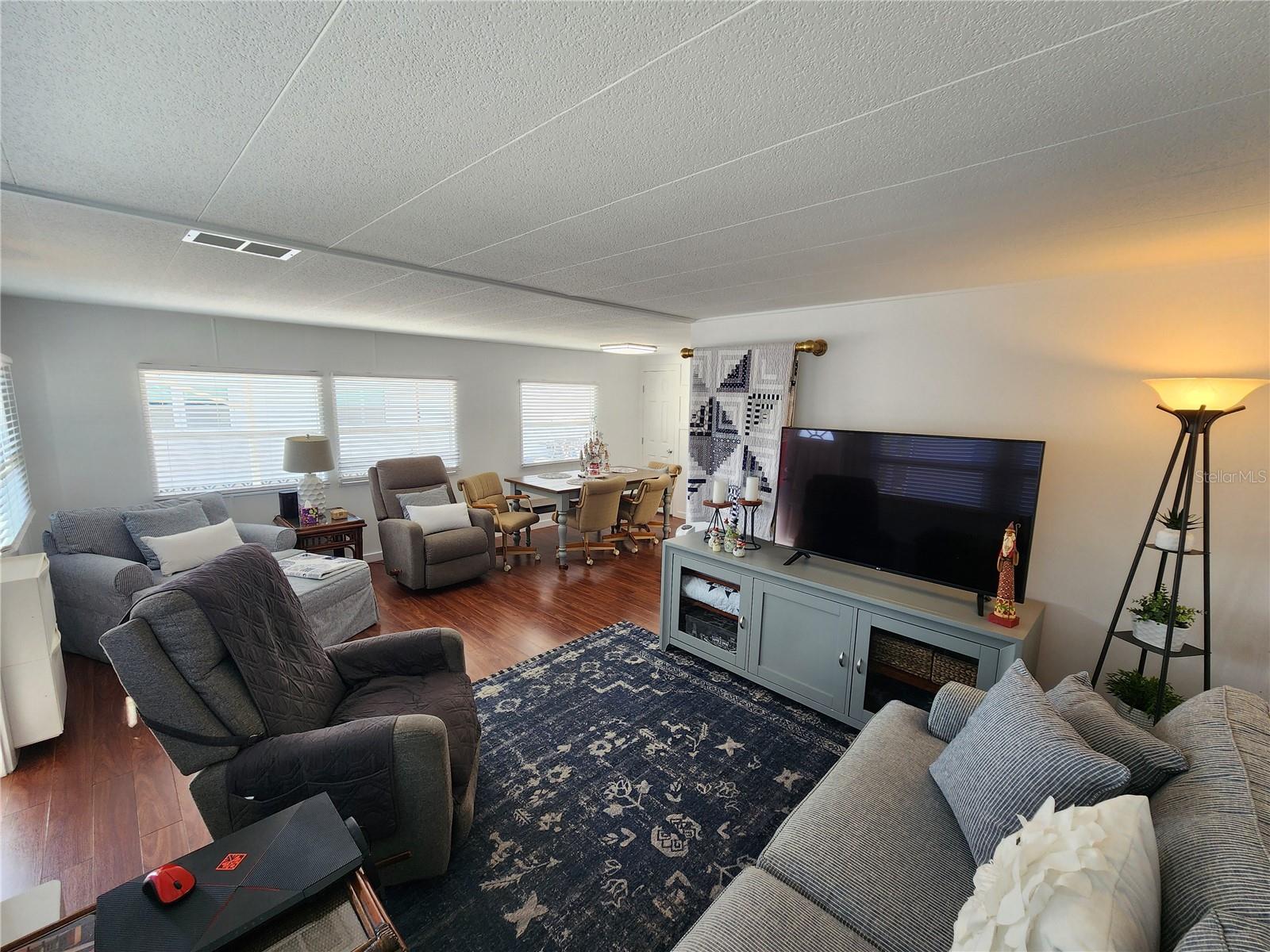 2204 17th Street Ct W Property Photo 7