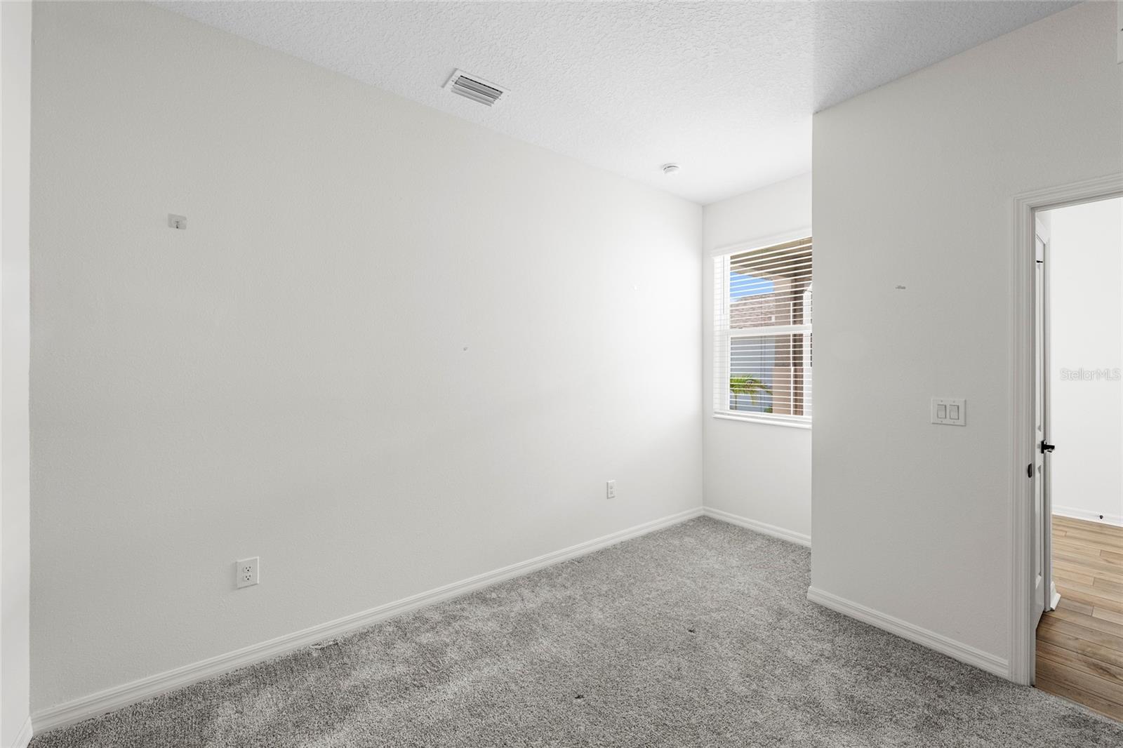 2854 89th Street Cir E Property Photo 12