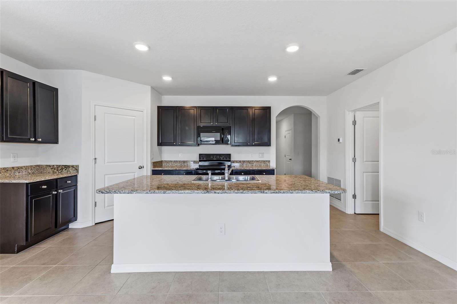 184 Tierra Verde Way Property Photo 8