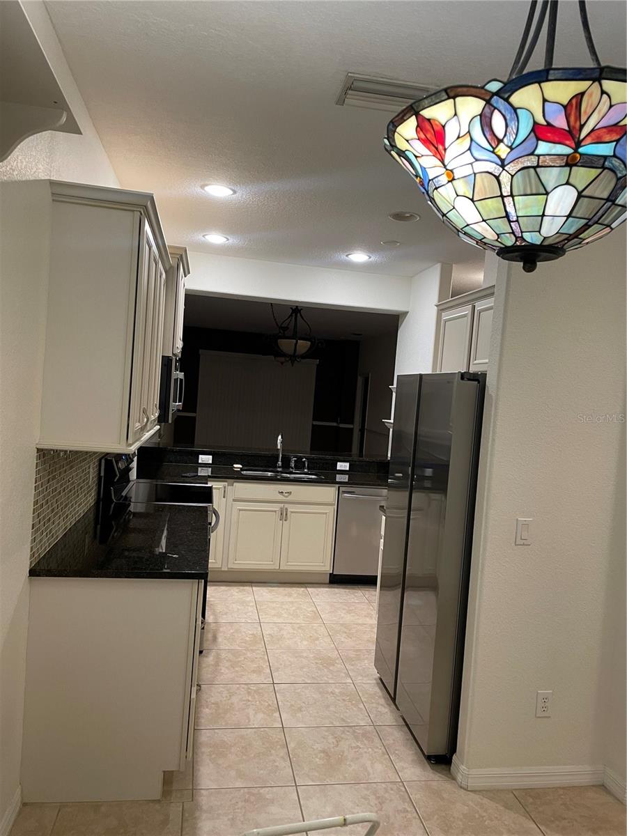 9027 Stone Harbour Loop Property Photo 4