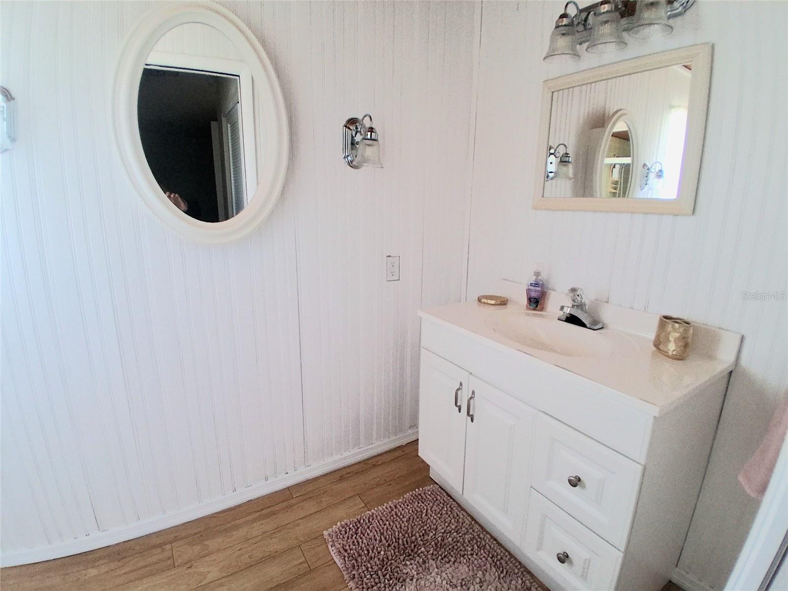 441 Rubens Dr E Property Photo 28