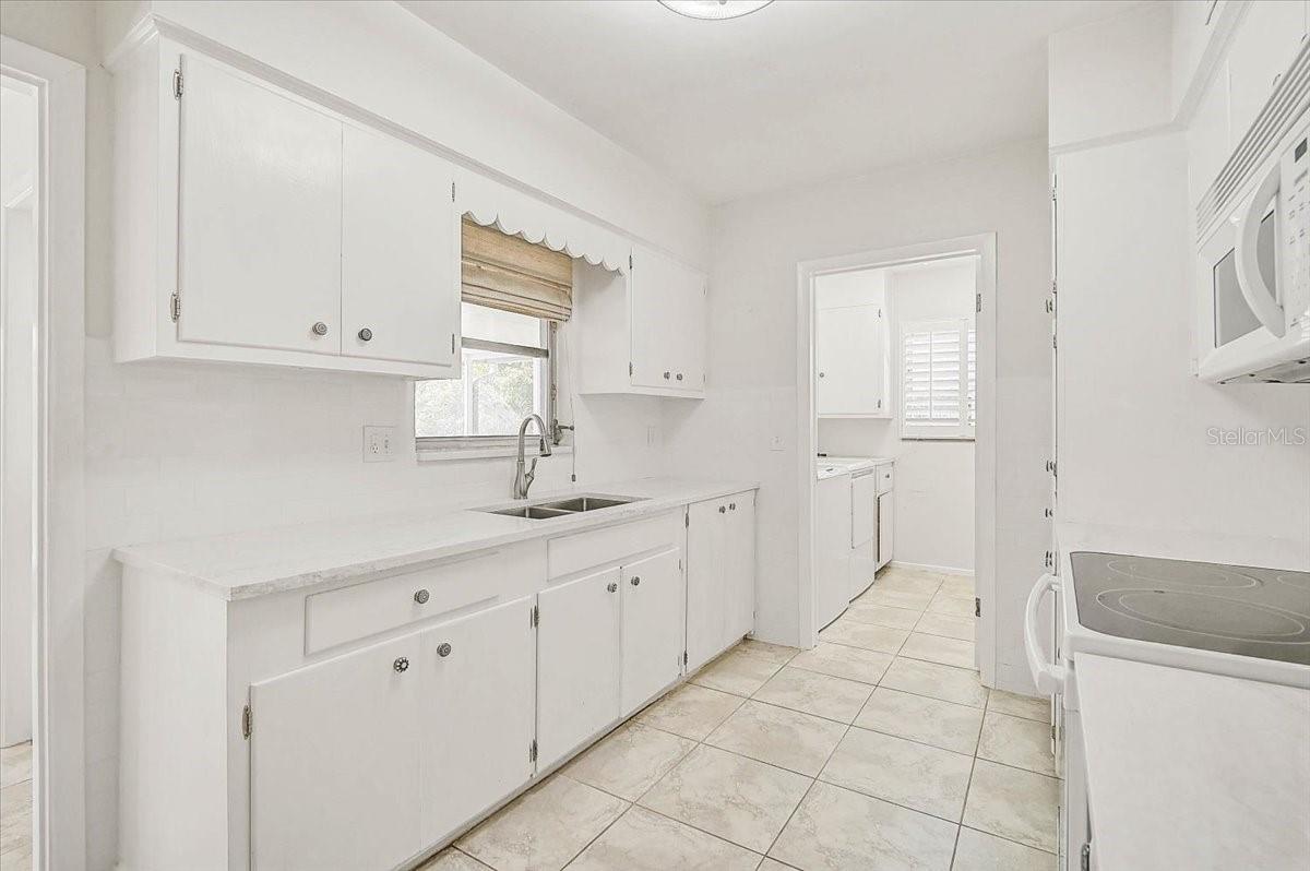 1958 Morris St Property Photo 21