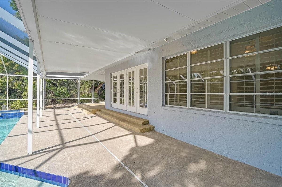 1958 Morris St Property Photo 36