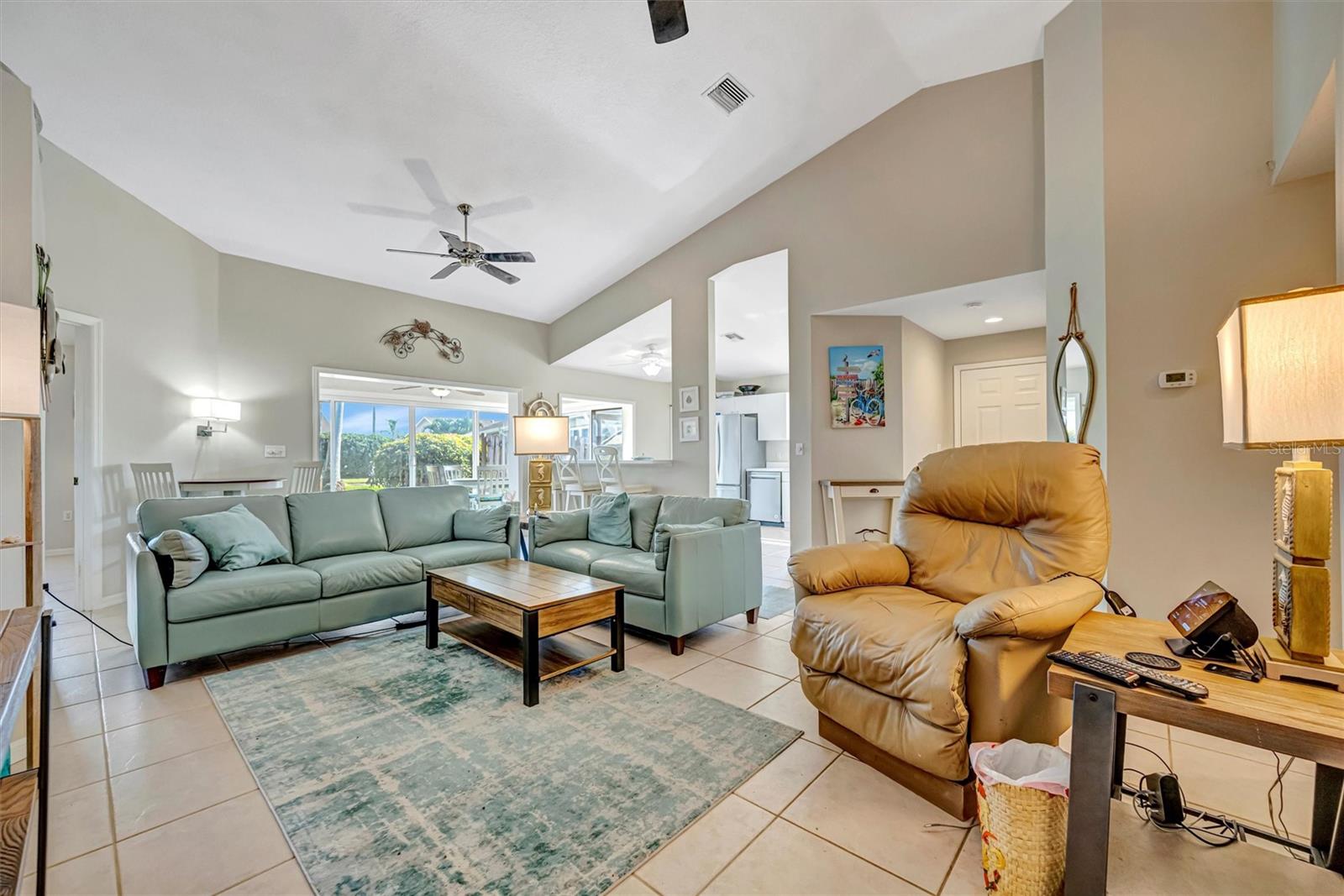 2905 Captains Ct #0 Property Photo 10