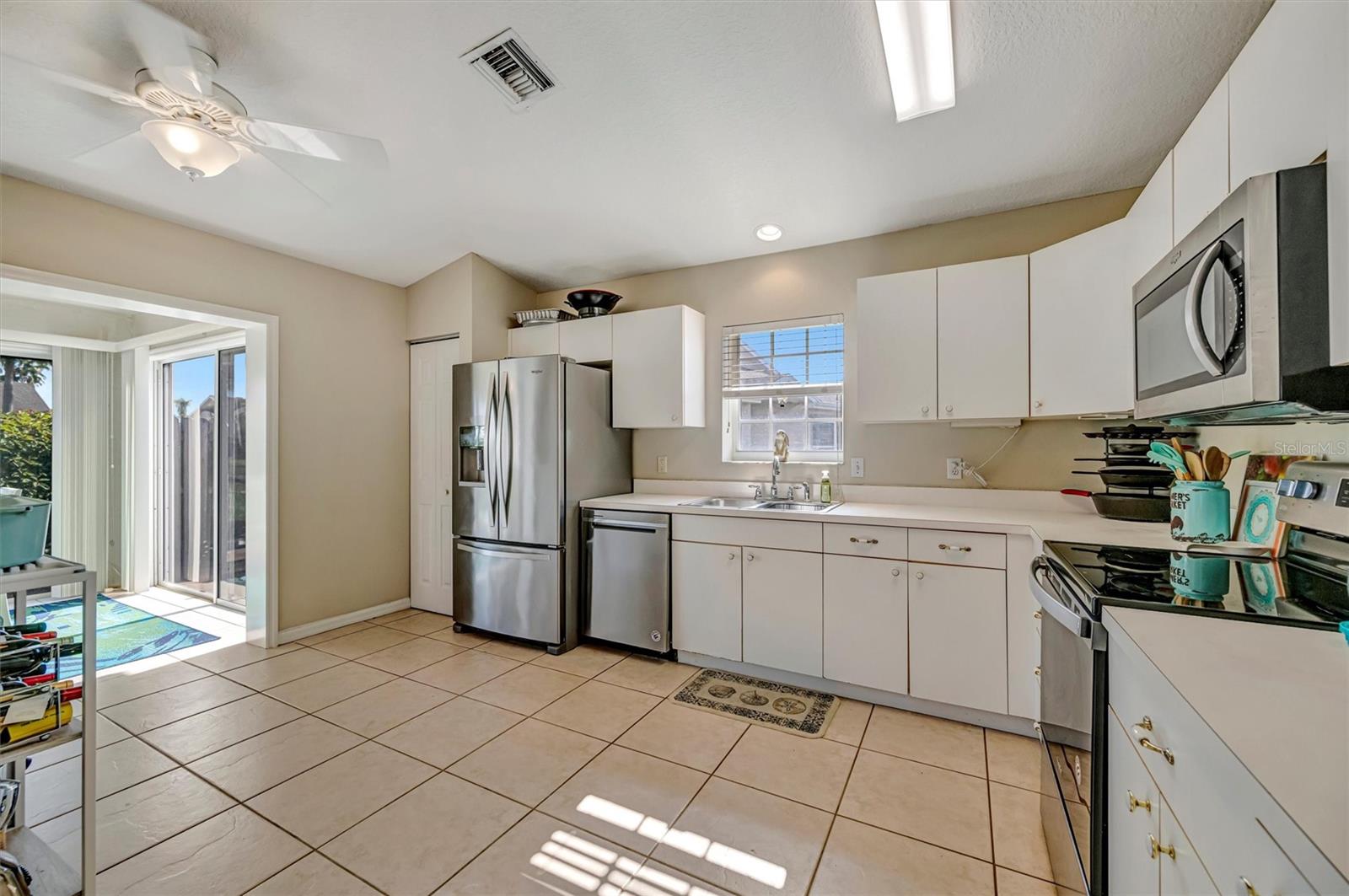 2905 Captains Ct #0 Property Photo 12