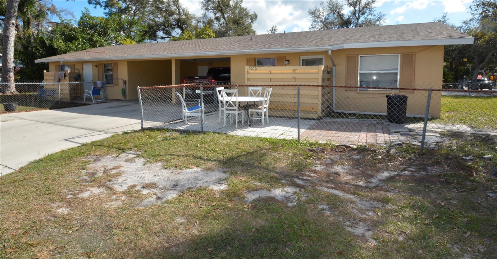 2100 9th St Property Photo 4