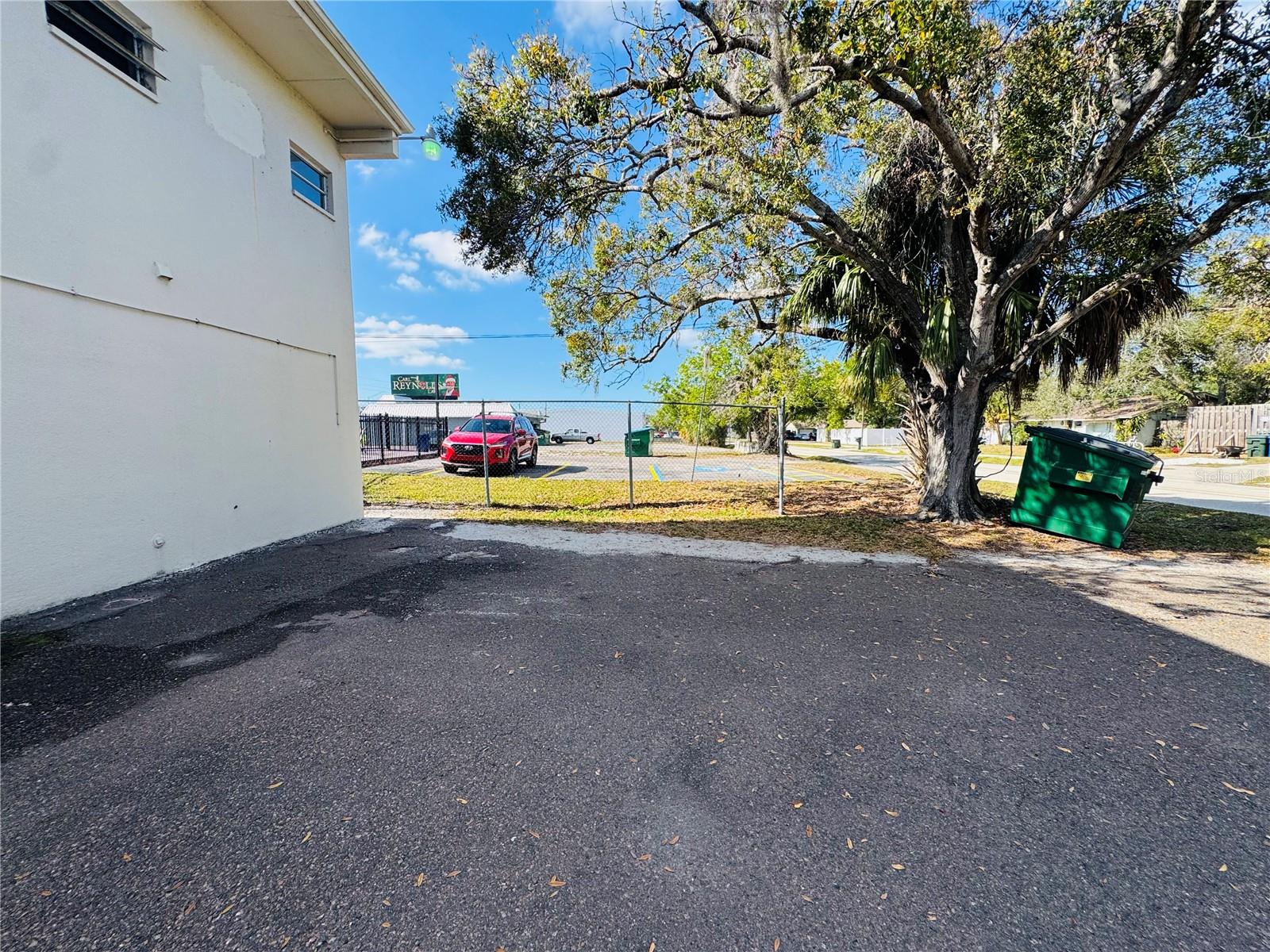4509 Bee Ridge Rd #e Property Photo 26
