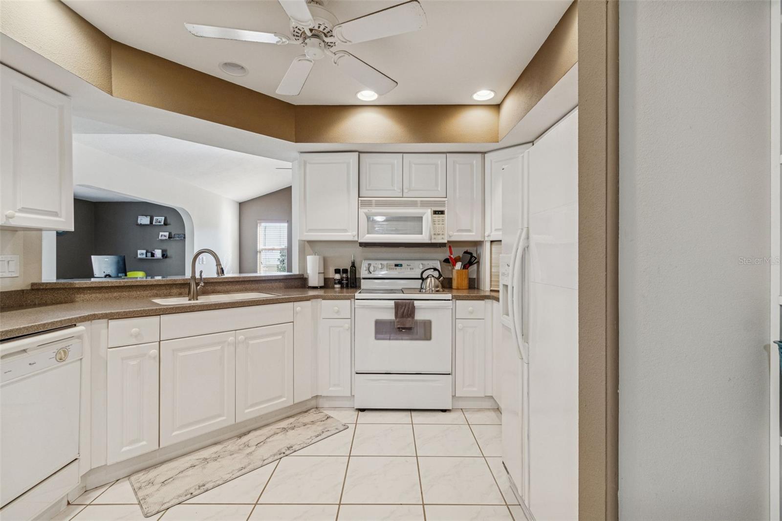 4181 Center Pointe Cir #91b Property Photo 14