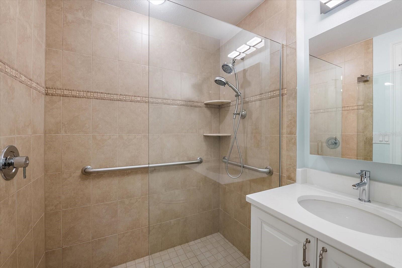 445 N Orange Ave #210 Property Photo 13