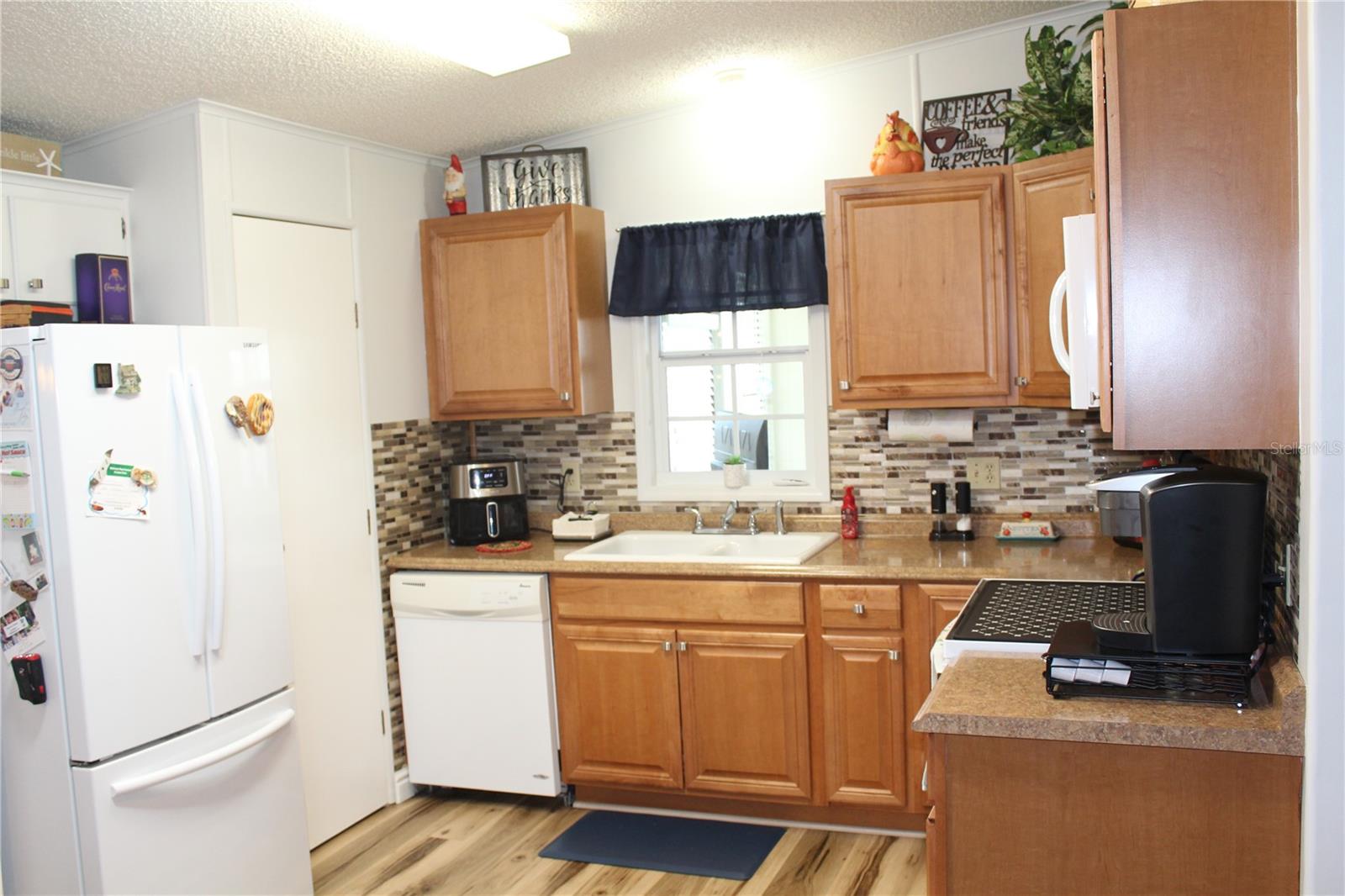 4415 14th St E Property Photo 5
