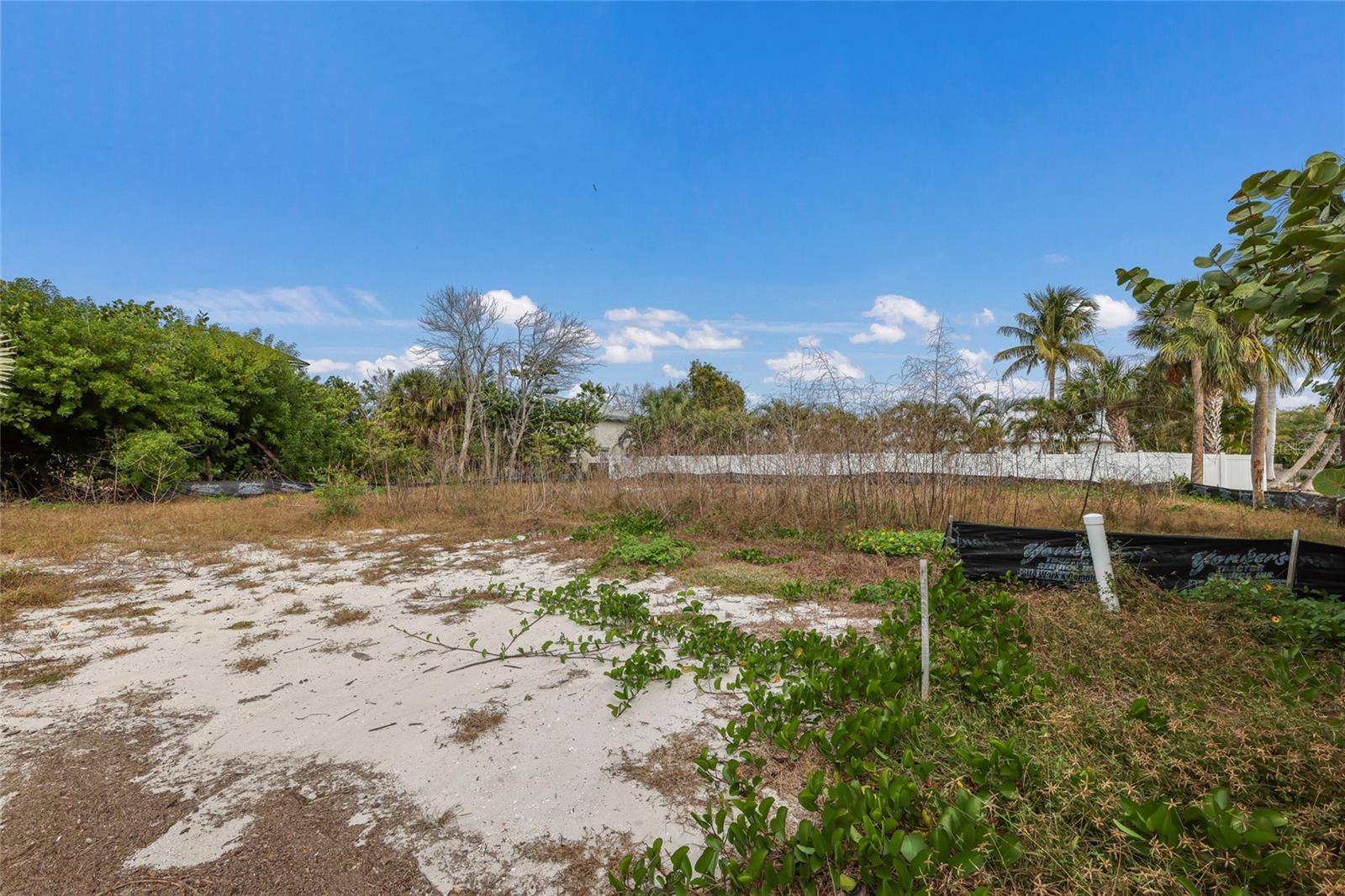 6500 Gulfside Rd Property Photo 5