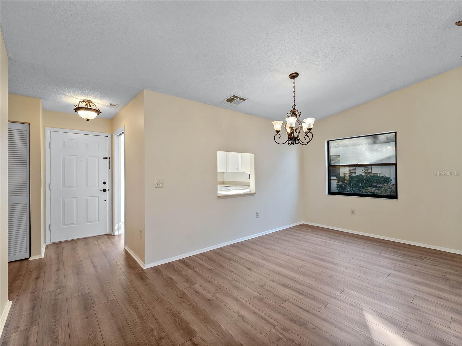 365 Oak Hill Way #32 Property Photo 9