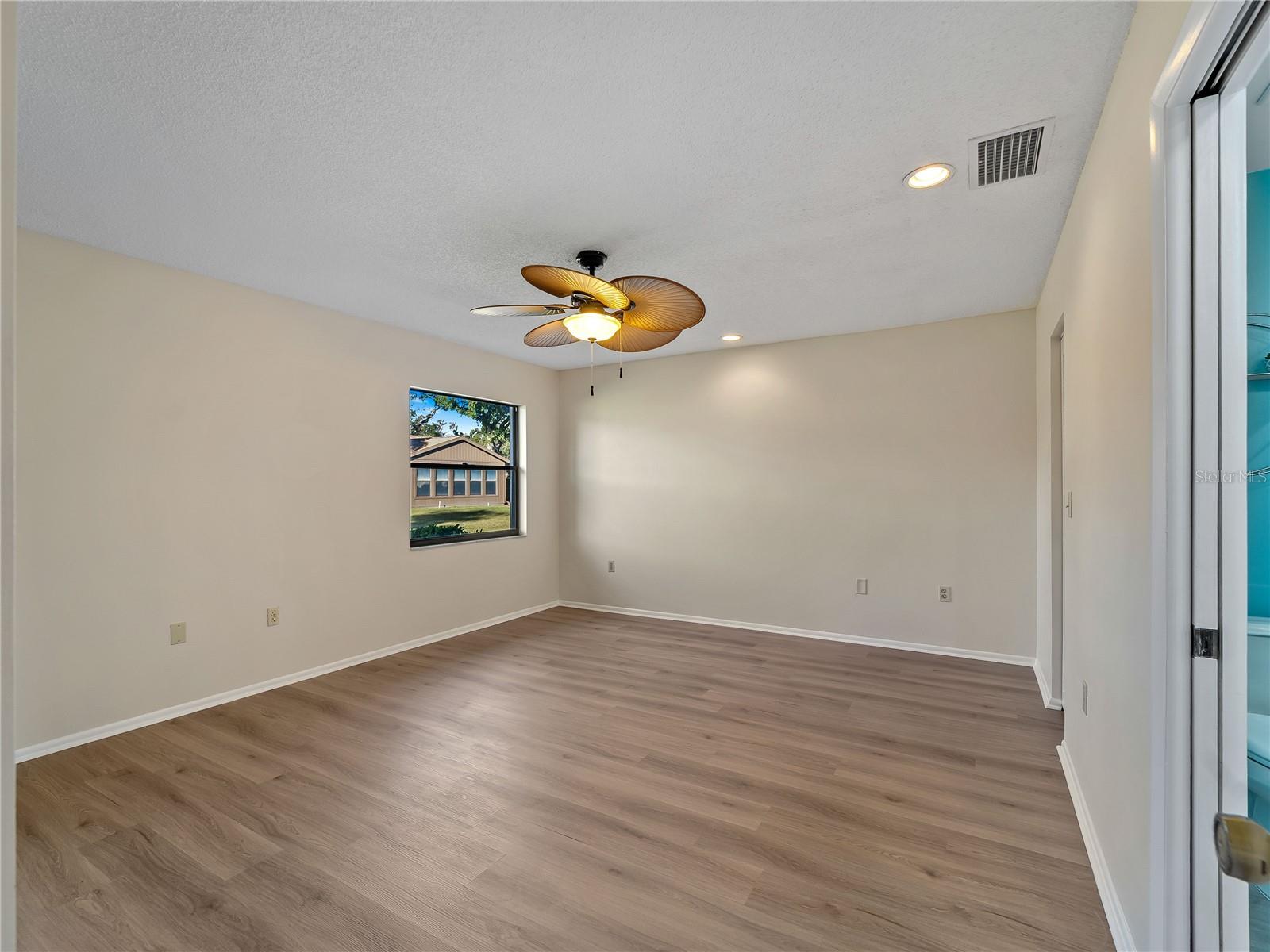 365 Oak Hill Way #32 Property Photo 13