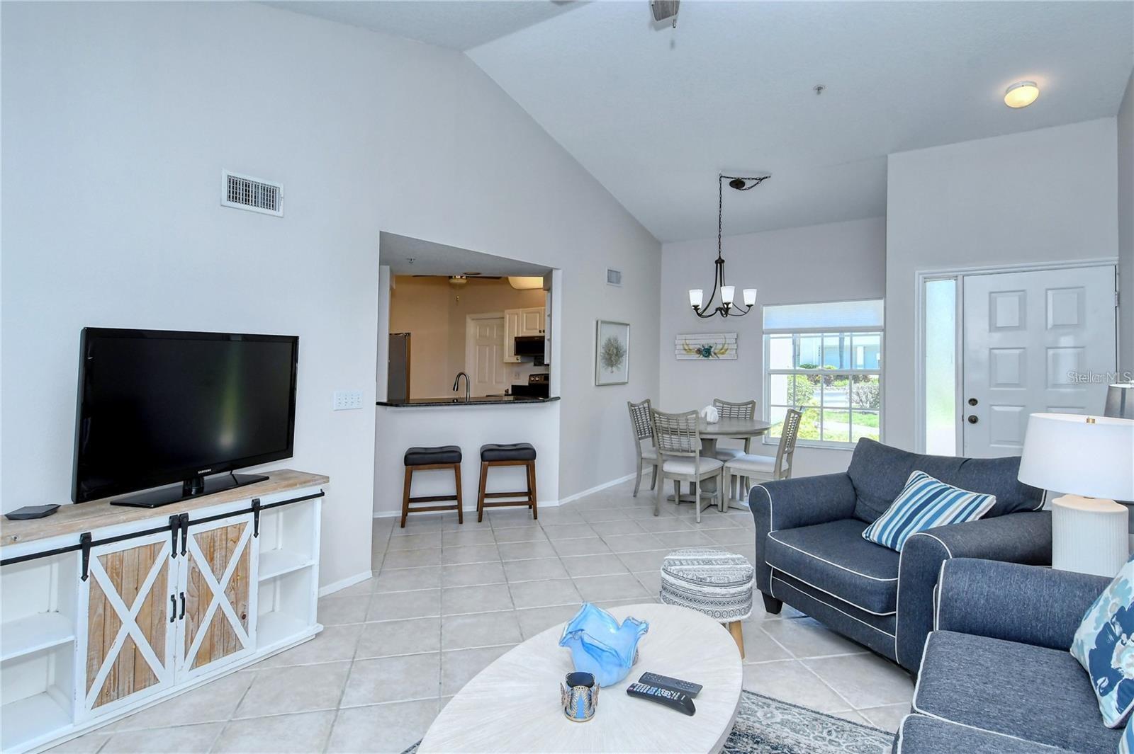 5414 Fair Oaks St #10-d Property Photo 4
