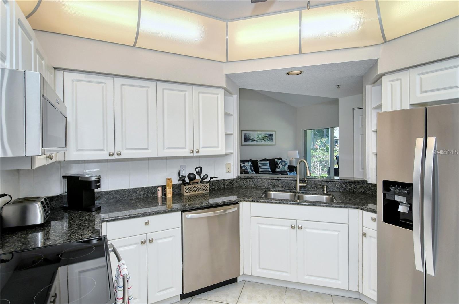 5414 Fair Oaks St #10-d Property Photo 7