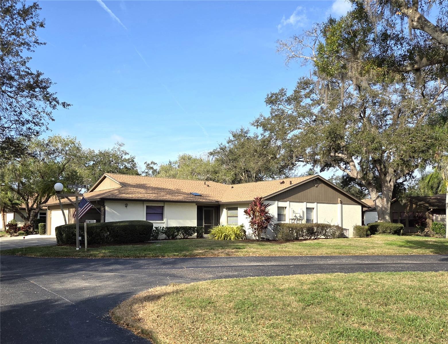 4735 Oak Hill Dr #8 Property Photo 1