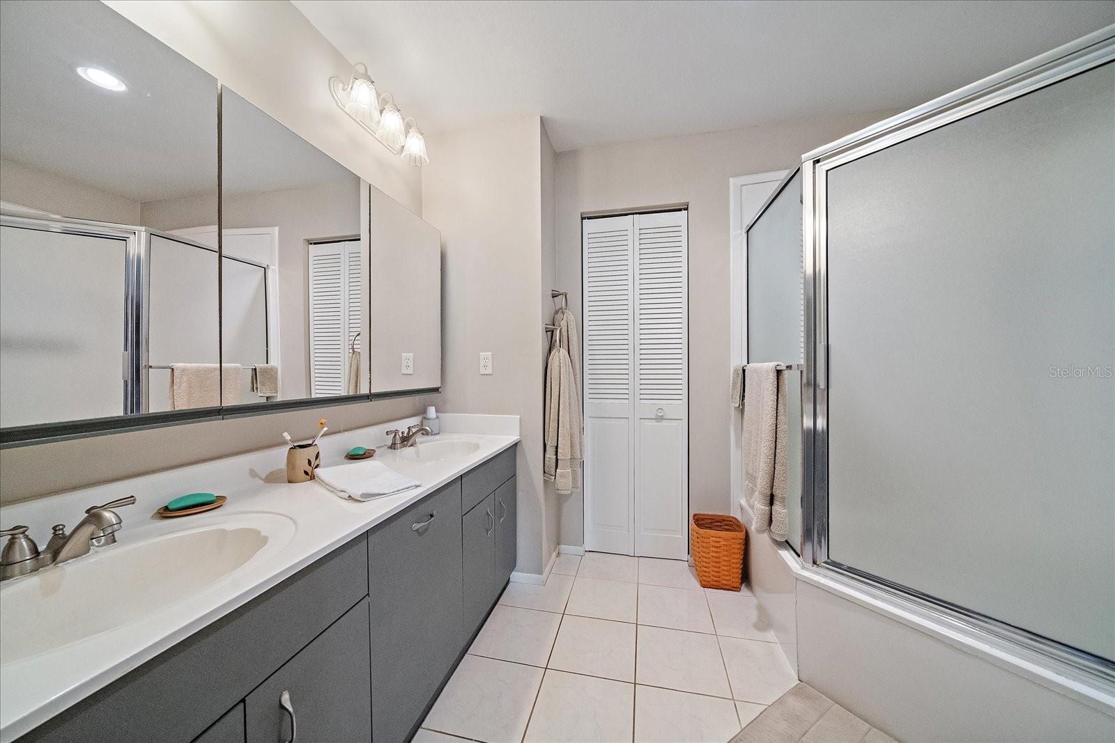 4735 Oak Hill Dr #8 Property Photo 17