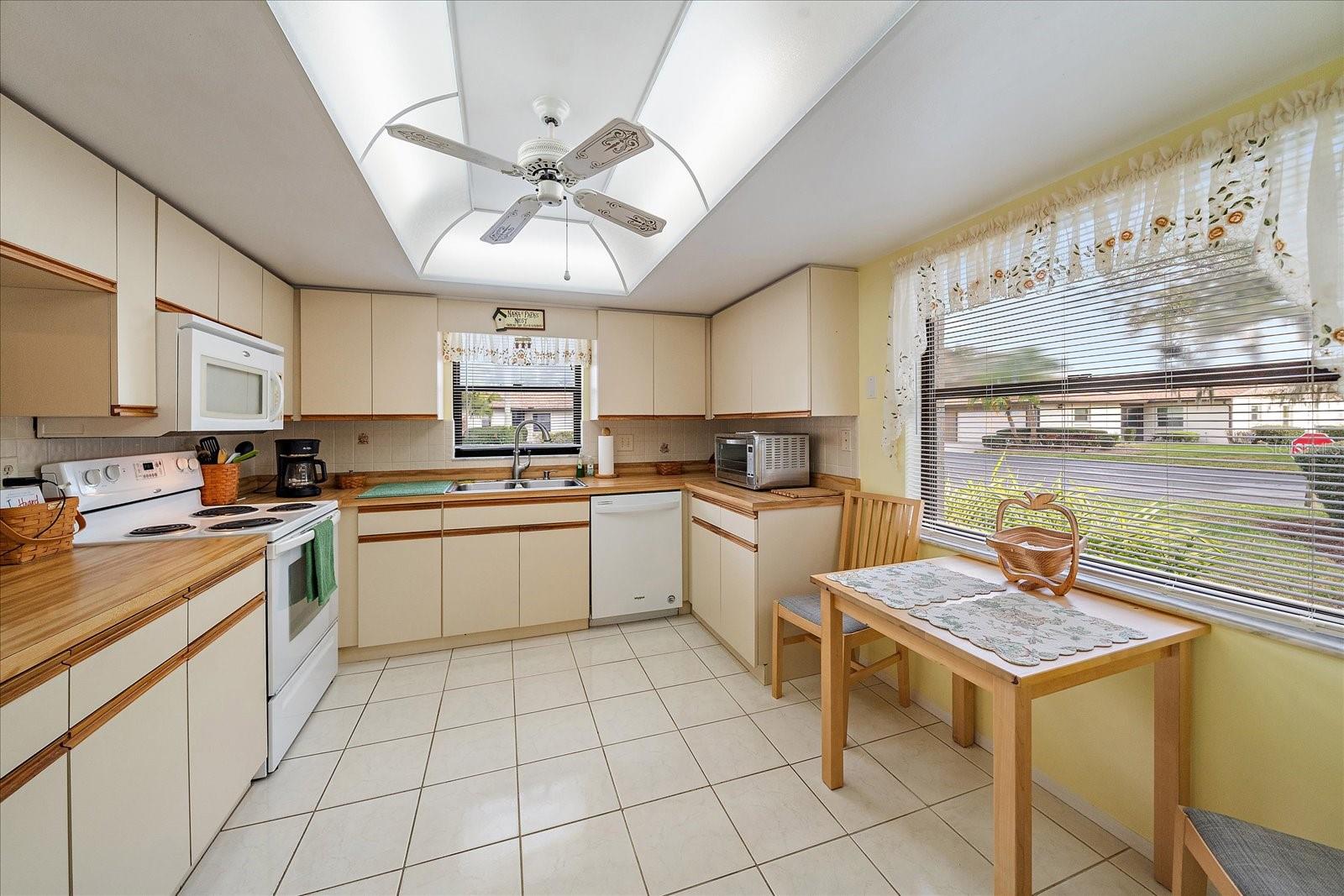 4735 Oak Hill Dr #8 Property Photo 20
