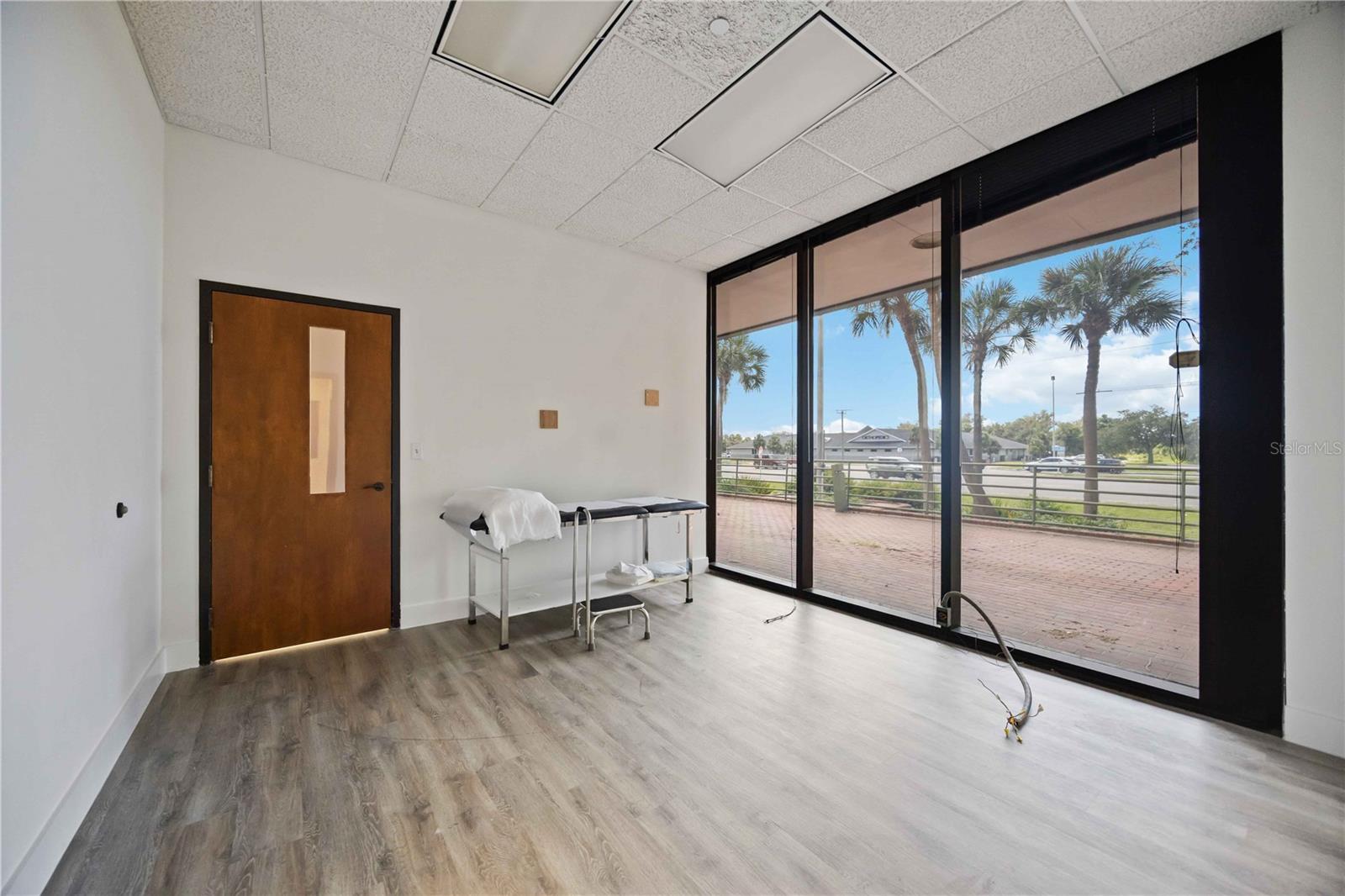 1620 Tamiami Trl Property Photo 9