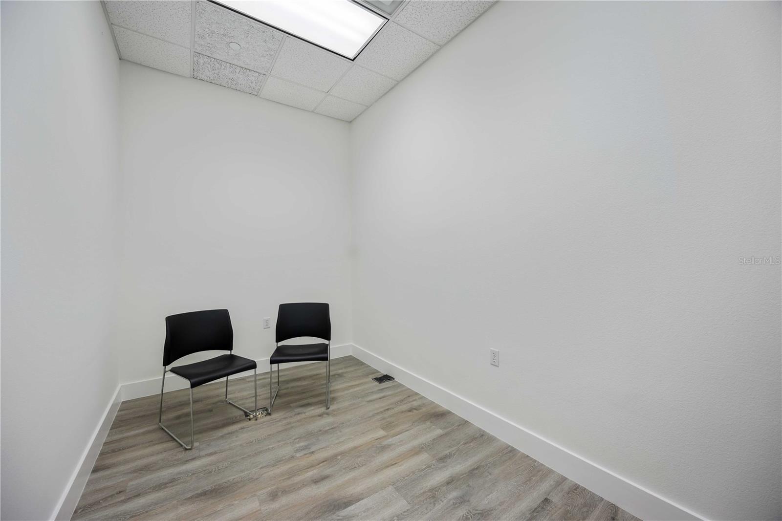 1620 Tamiami Trl Property Photo 12