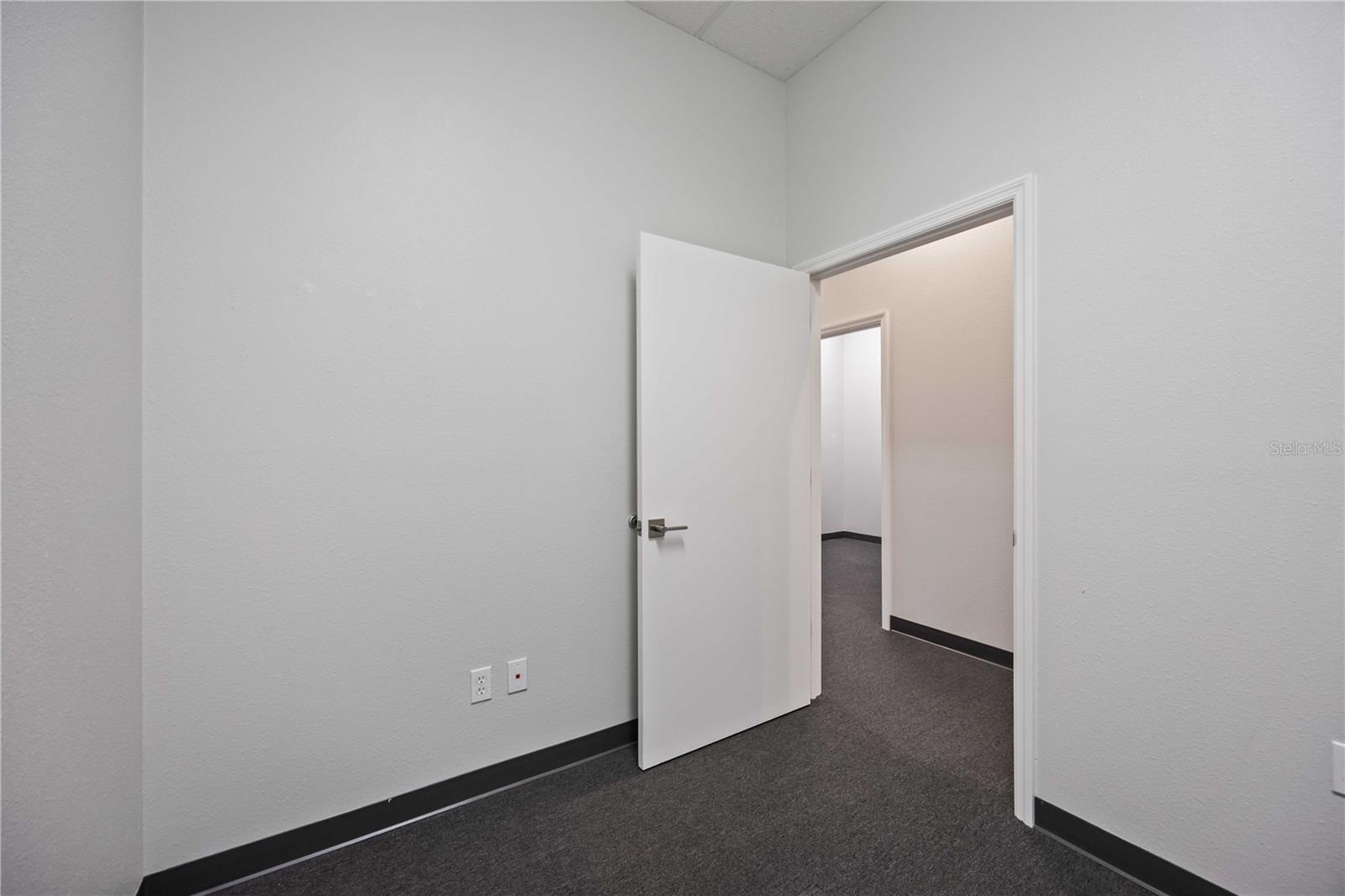 1620 Tamiami Trl Property Photo 40
