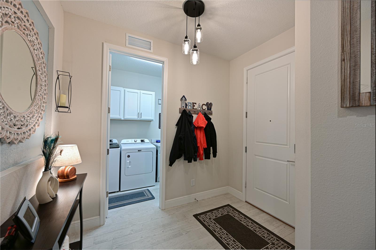209 Okeeffe Cir Property Photo 18