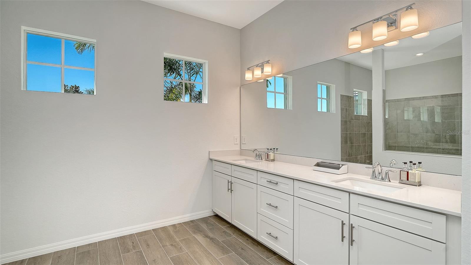 17160 Albatross Rd Property Photo 22