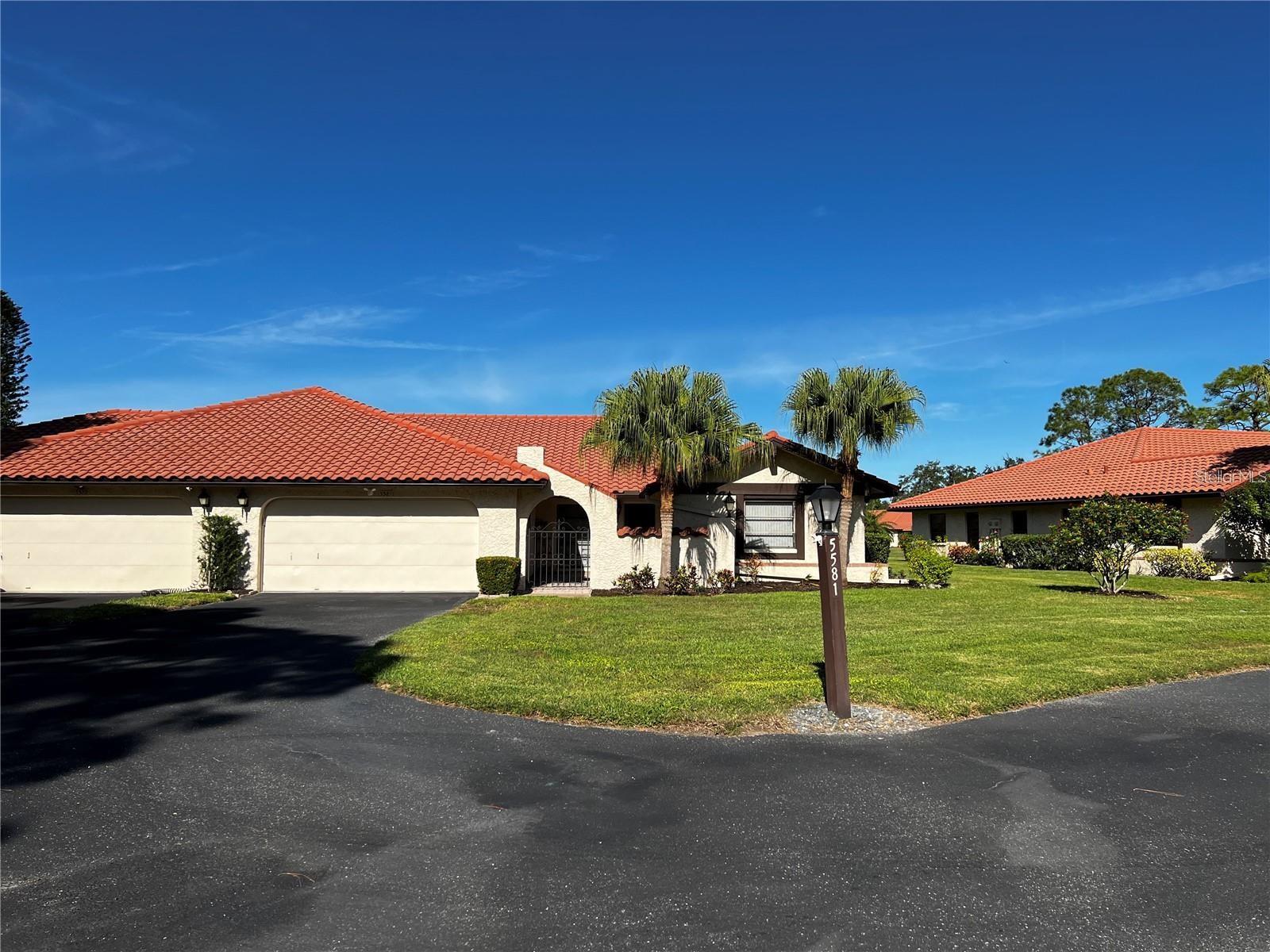 5581 Golf Pointe Dr Property Photo 1