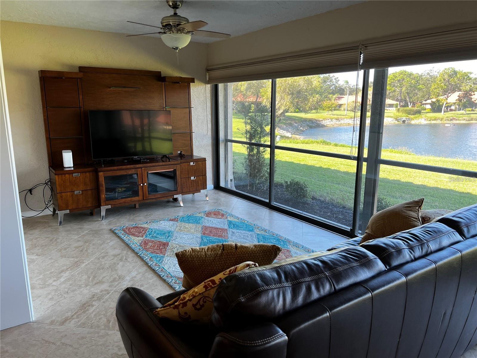 5581 Golf Pointe Dr Property Photo 14