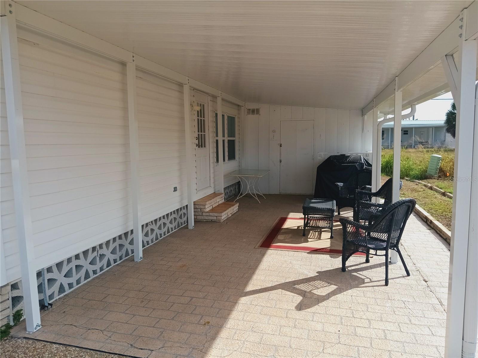 1580 Blind Brook Dr Property Photo 5