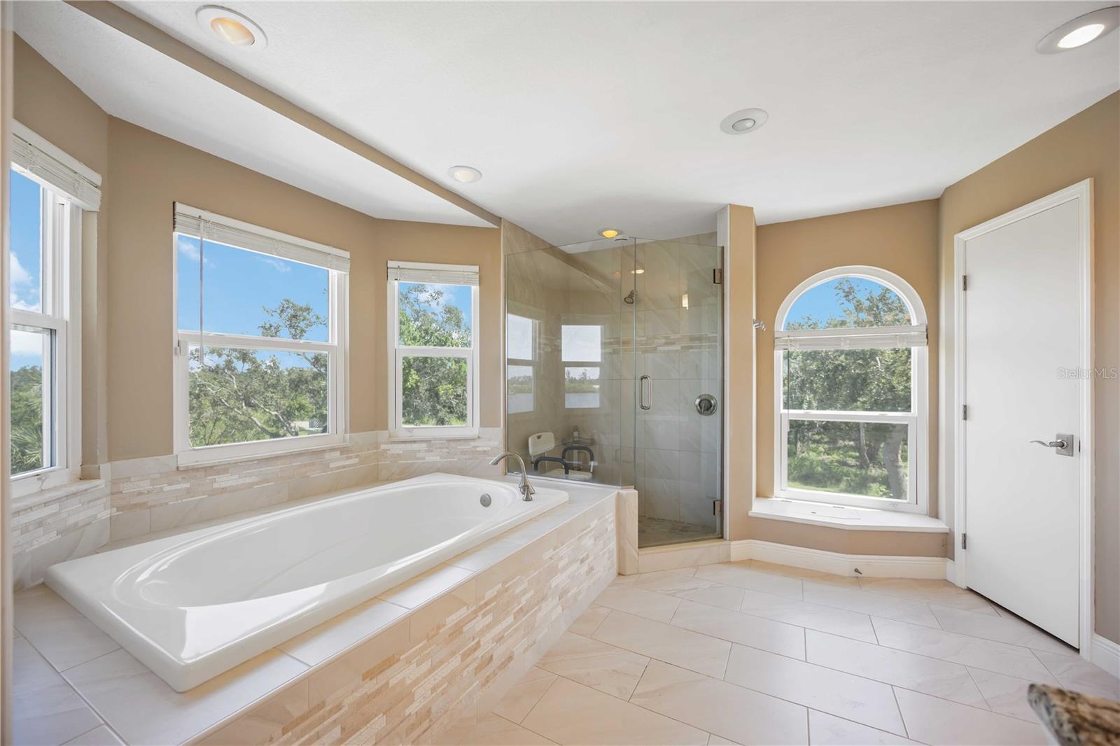 1470 Bayshore Dr Property Photo 36
