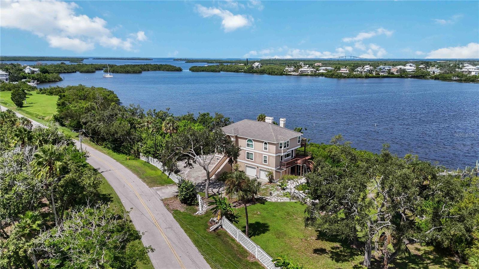 1470 Bayshore Dr Property Photo 49