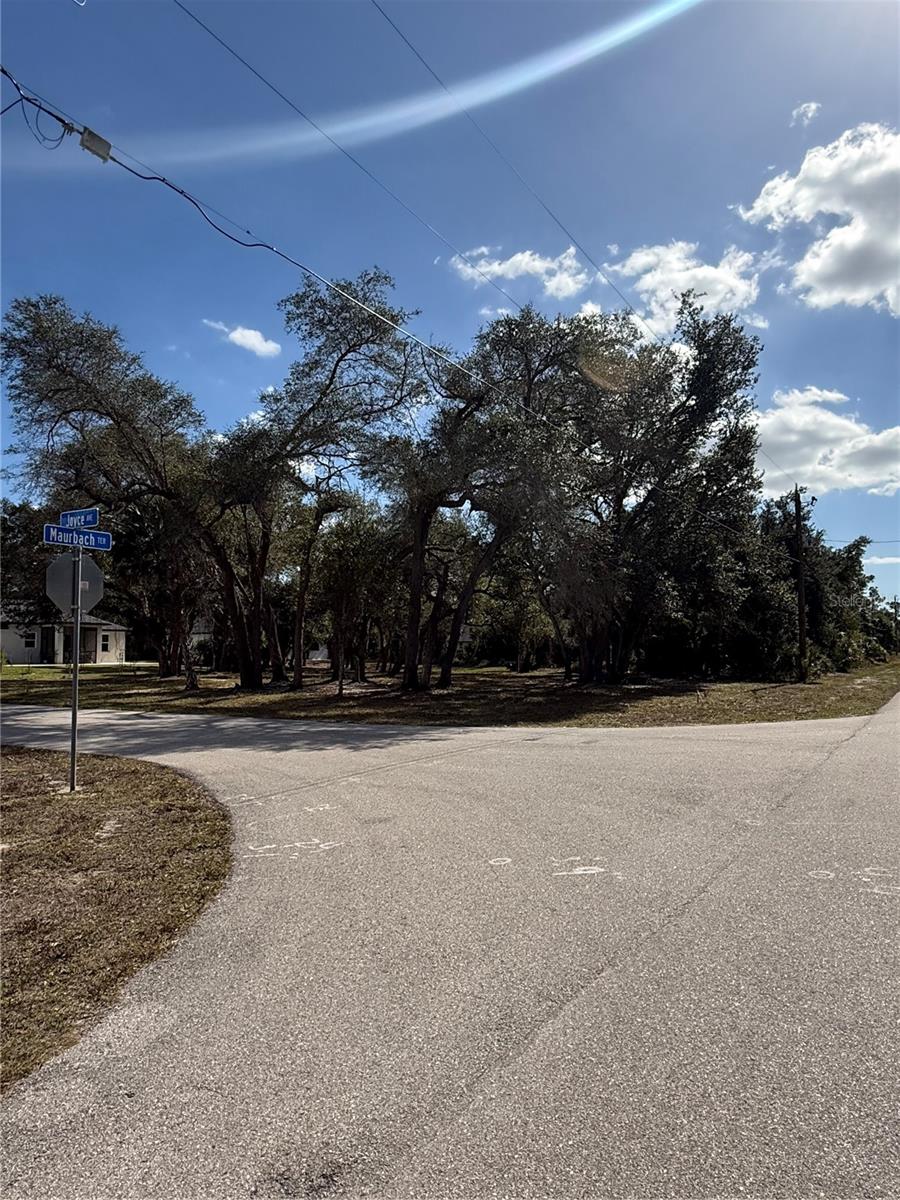 Maurbach Ter Property Photo 10