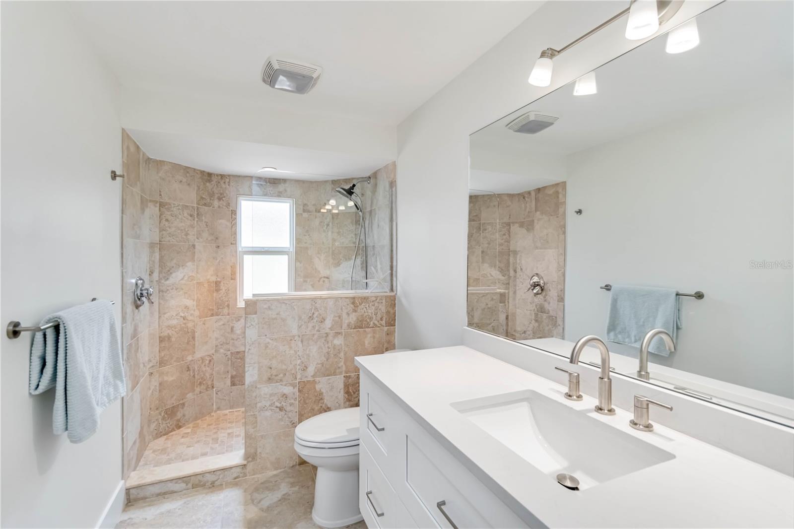 5107 Saint Albans Ave Property Photo 28