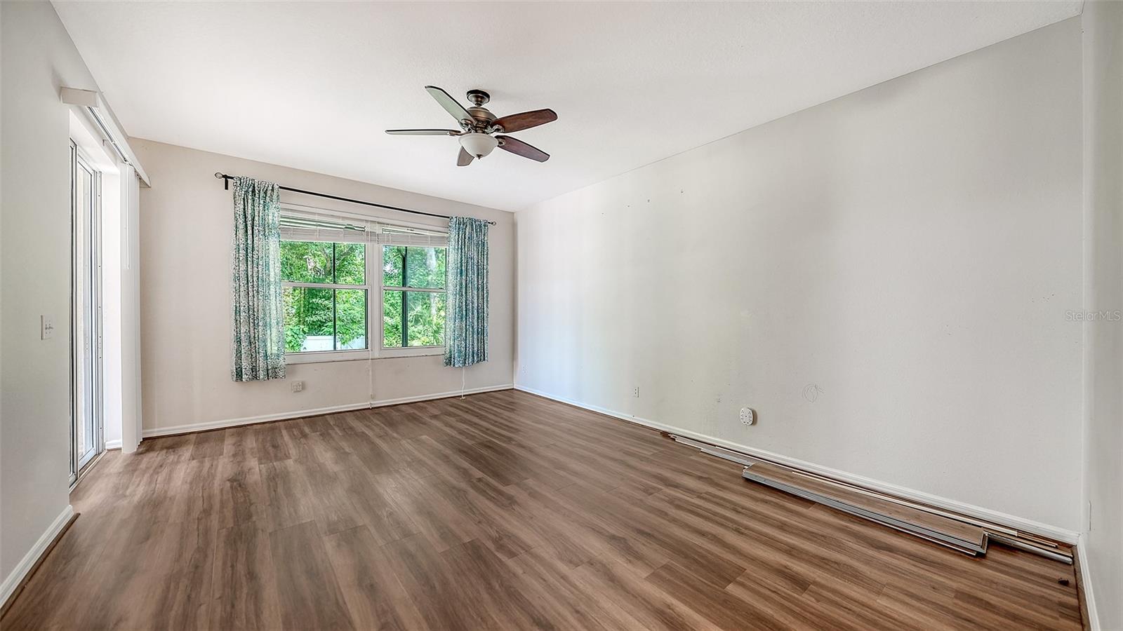 208 36th St Ne Property Photo 15