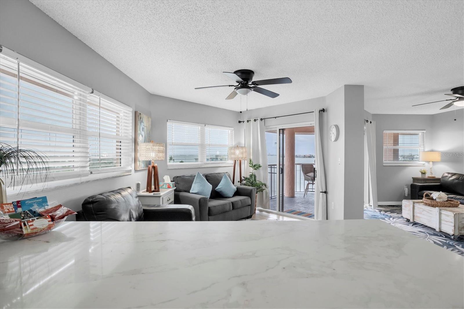5445 Gulf Blvd #ph1 Property Photo 16