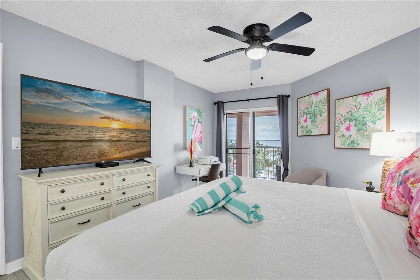 5445 Gulf Blvd #ph1 Property Photo 20