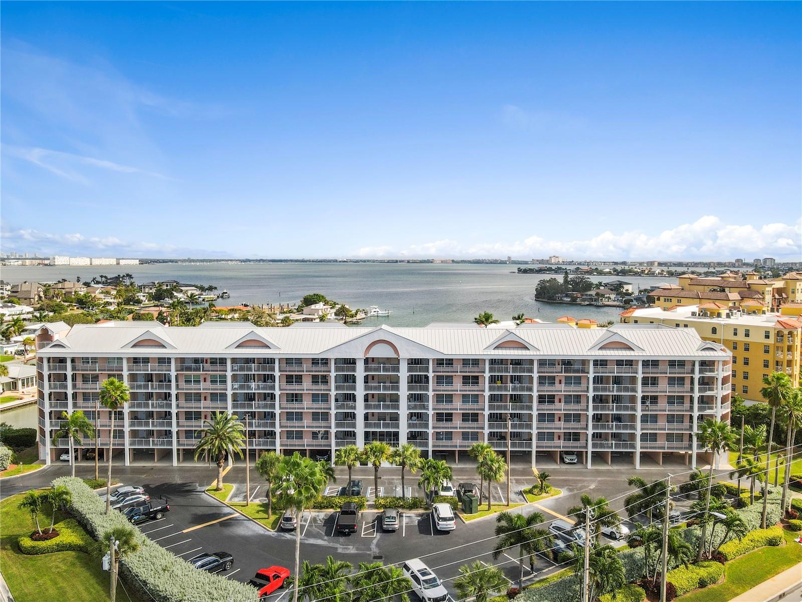 5445 Gulf Blvd #ph1 Property Photo 31