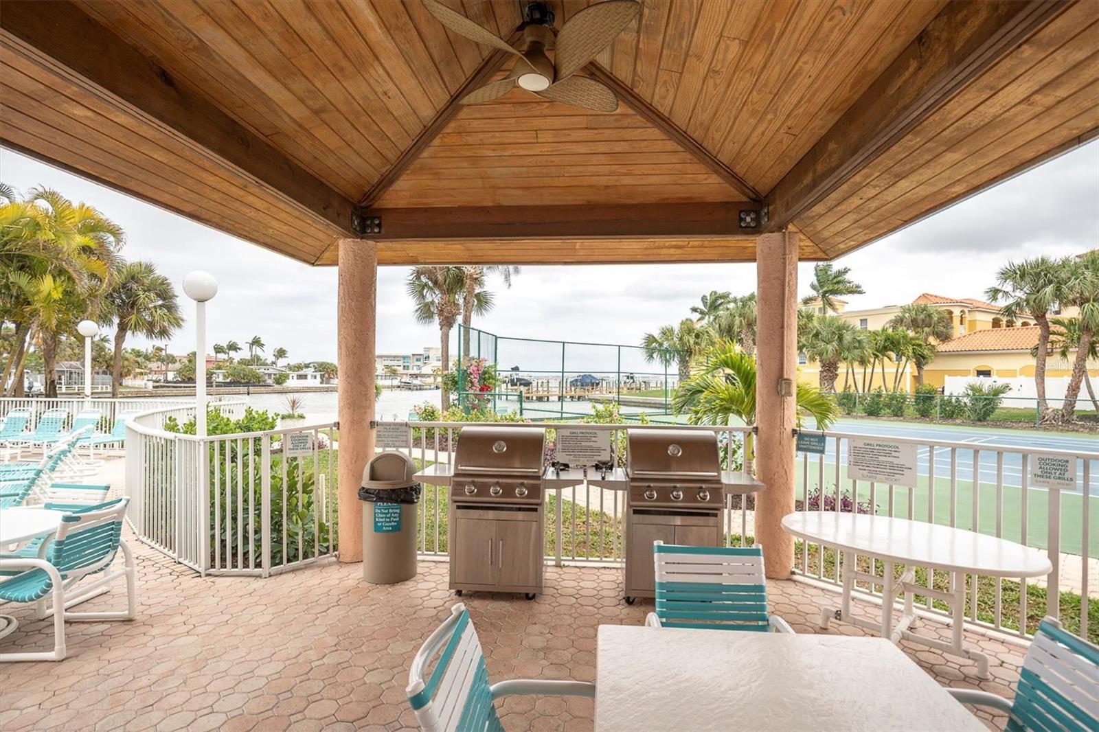5445 Gulf Blvd #ph1 Property Photo 40