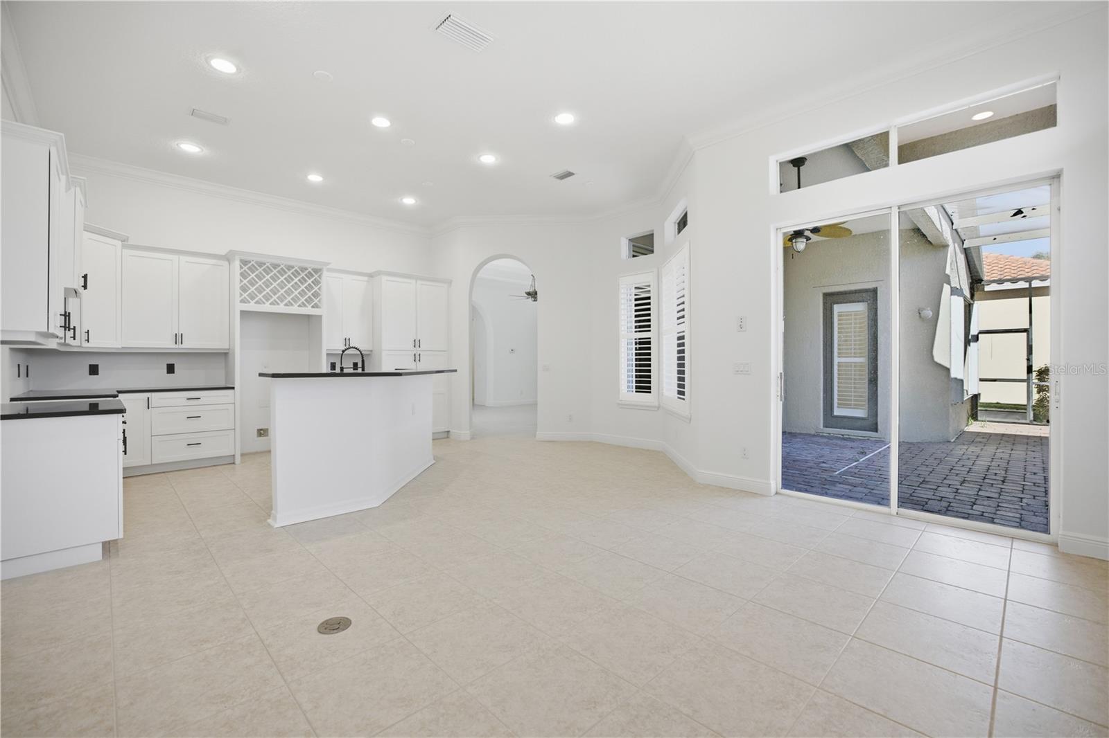 6507 41st Ct E Property Photo 9