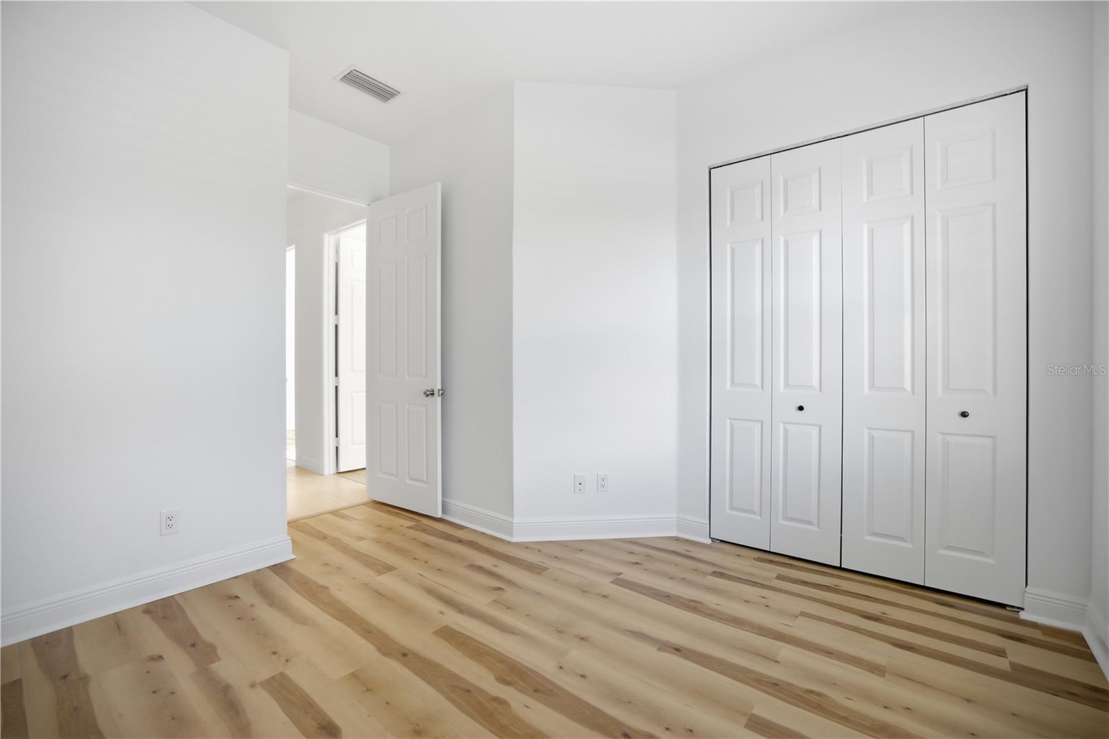 6507 41st Ct E Property Photo 17