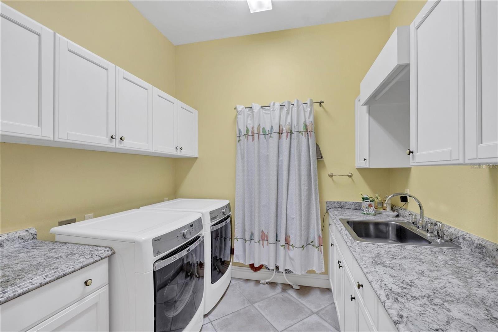 7042 Vilamoura Pl Property Photo 35