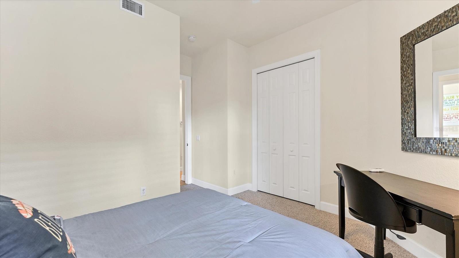 5433 46th Ct W Property Photo 24