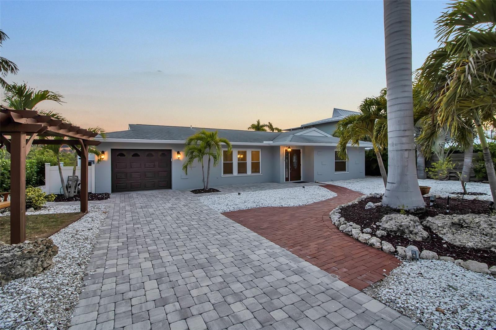 922 Casey Cove Dr Property Photo 39