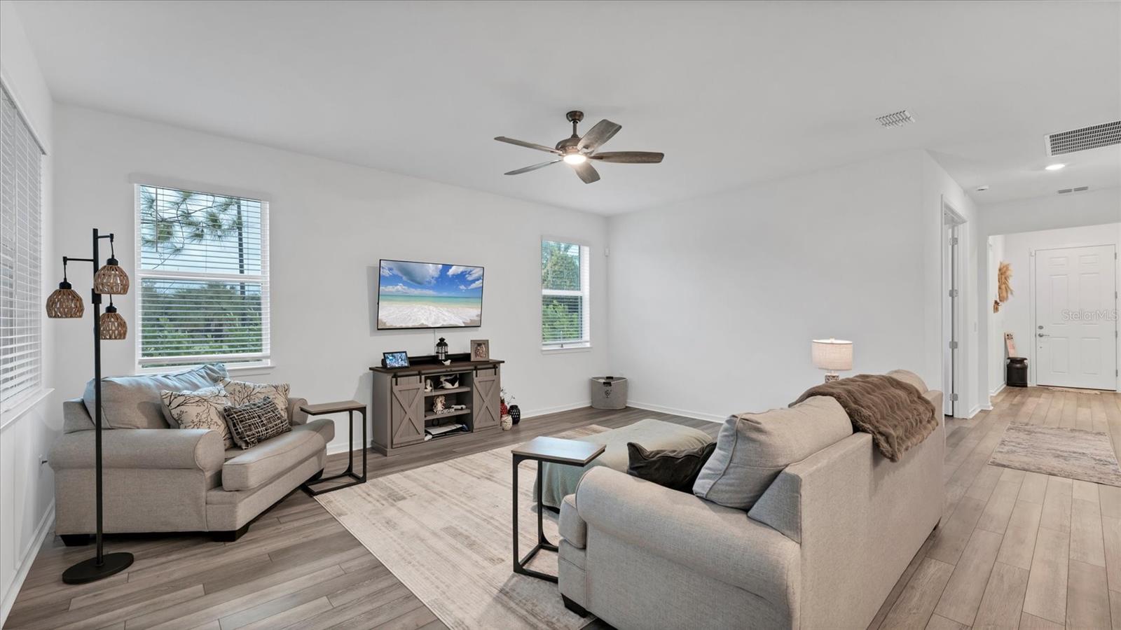 8705 Coastal Key Way Property Photo 7